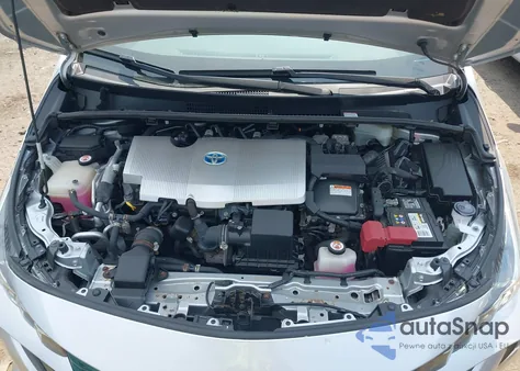 2018 Toyota Prius Prime Premium z USA, uszkodzony, nr VIN JTDKARFP7J3100143